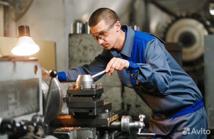 Токарь на завод в Уфу, вахта, жилье