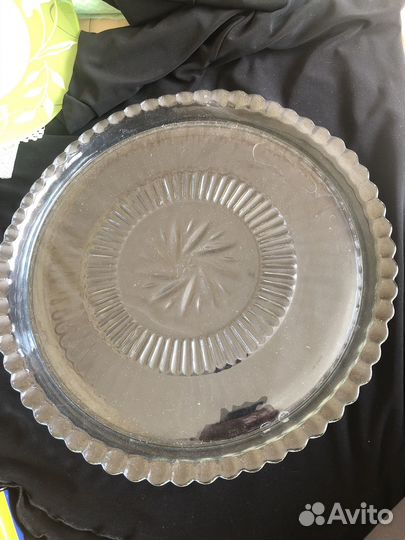 Большие тарелки и блюда