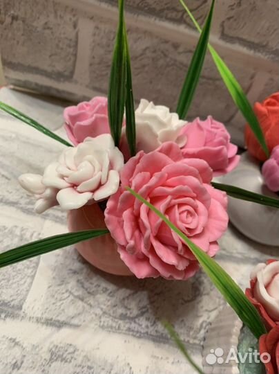 Цветы из мыла в гипсовом горшочке