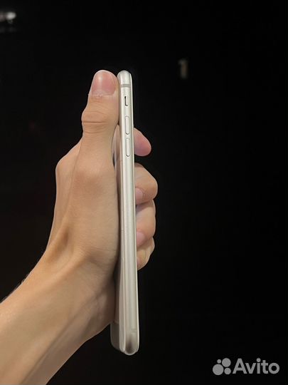 iPhone 8 Plus, 64 ГБ