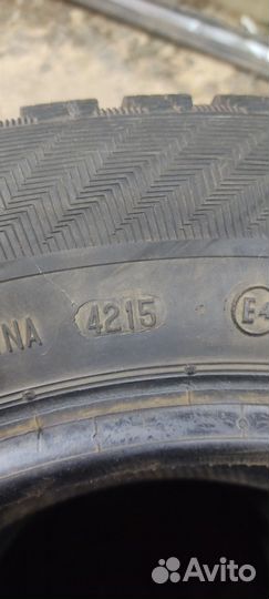 Gislaved Nord Frost 200 215/60 R16 99T