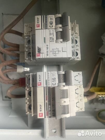 Щит распределительный с диф. автоматами