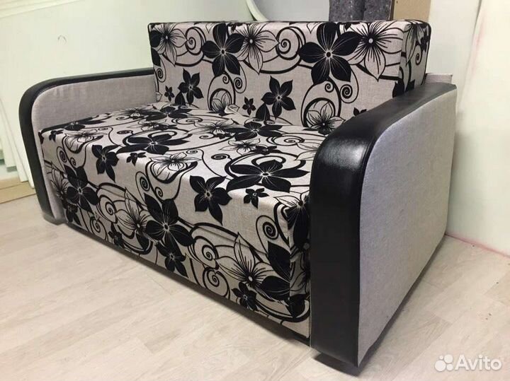 Диван чебурашка