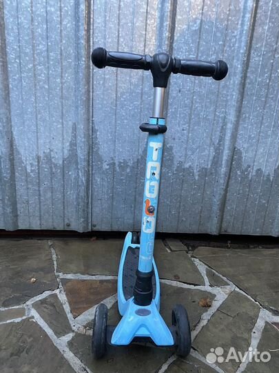 Самокат детский трехколесный бу