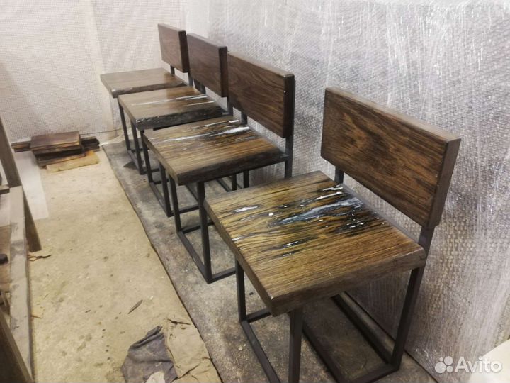 Стол со стульями в стило лофт из мореного дуба