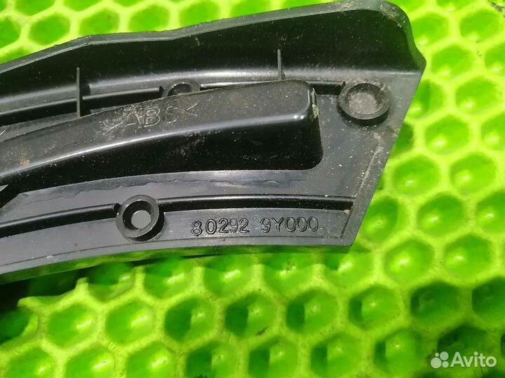 Крышка зеркала бокового внутренняя правая Teana 31