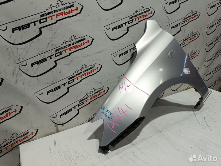 Крыло mazda demio mazda2 DY DY3R DY3W DY5R DY5W D35052211E переднее левое 1 модель серебро, 22V NA61