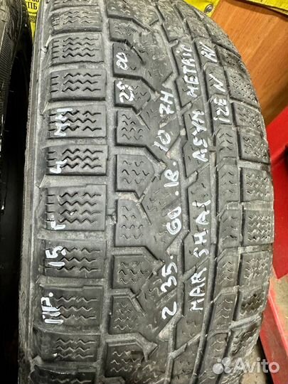 Marshal I'Zen RV KC15 235/60 R18 107H