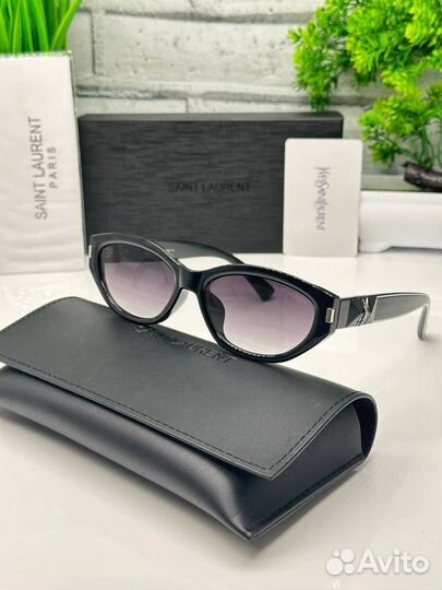 Солнцезащитные очки женские saint laurent