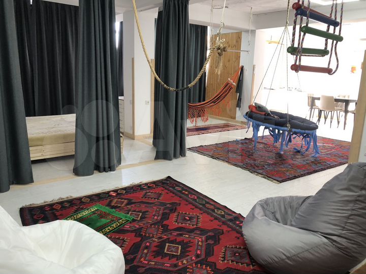 Квартира-студия, 80 м², 10/10 эт.