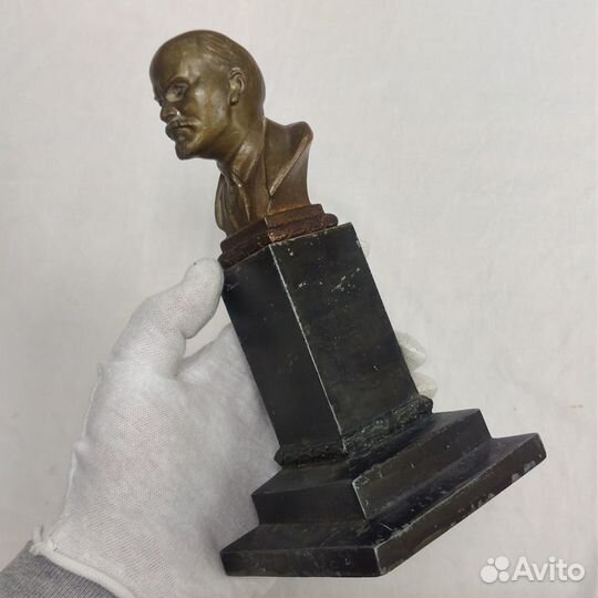 Бюст Ленина 1955 года, бронза мрамор Соцреализм