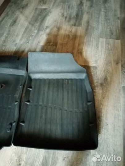 Коврики на Рено меган 2