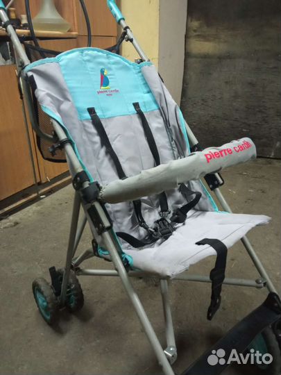 Прогулочная коляска трость