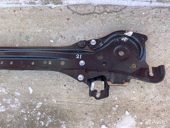 Усилитель балки Toyota Camry axvh70-1030006