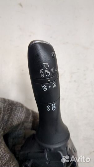 Переключатель поворотов и дворников Renault Megane 4