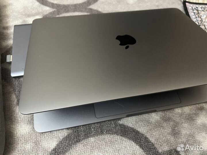 Apple MacBook pro
