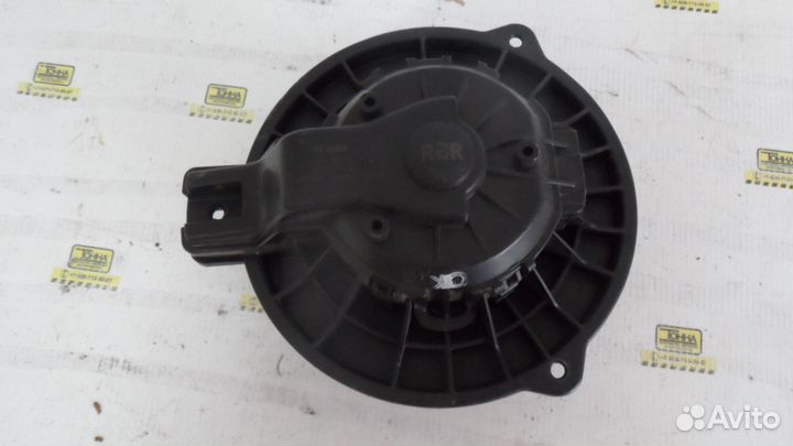 Моторчик печки hyundai solaris 314401