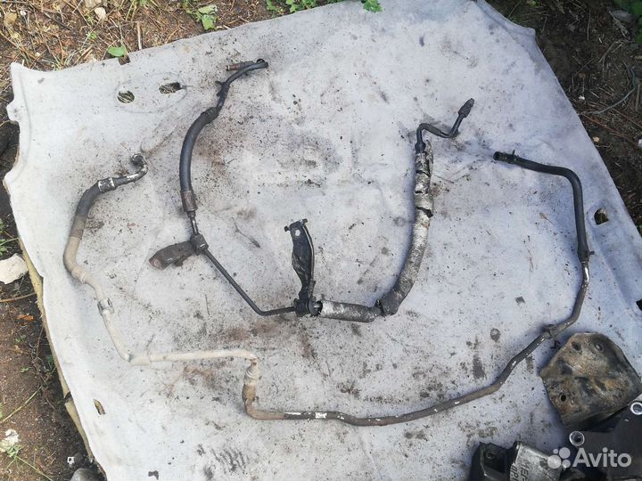 Трубка гур Рено Меган 1