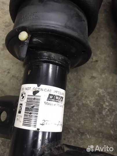 Бмв Х 5. (Е 53 ) Передние стойки. (Пневмо )