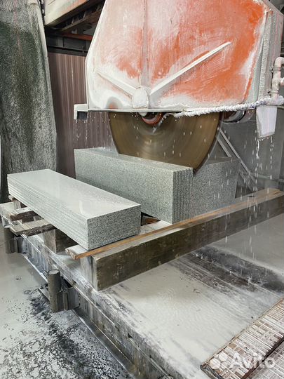 Ступени из гранита