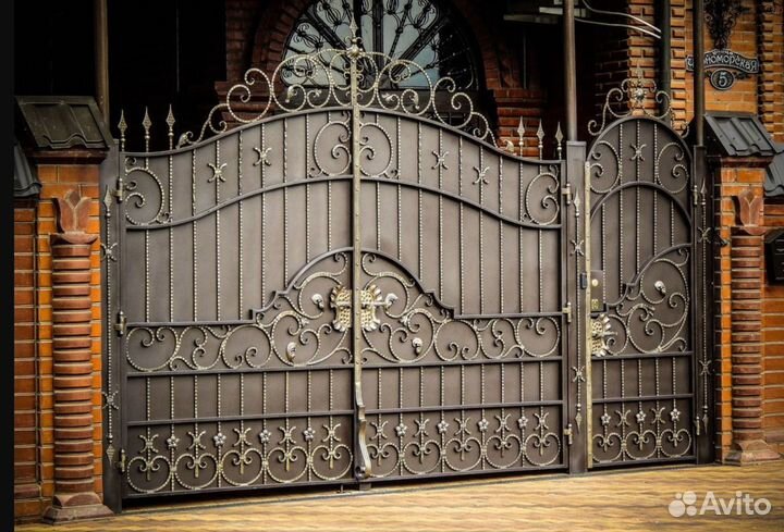 Распашные, откатные кованые ворота