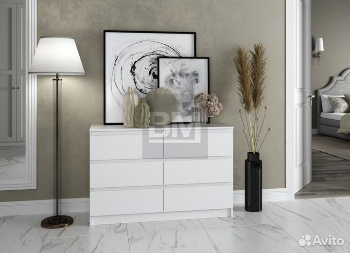 Комод Белый без ручек, в наличии