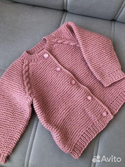 Вязаный кардиган для девочки 3 лет. Ручная работа