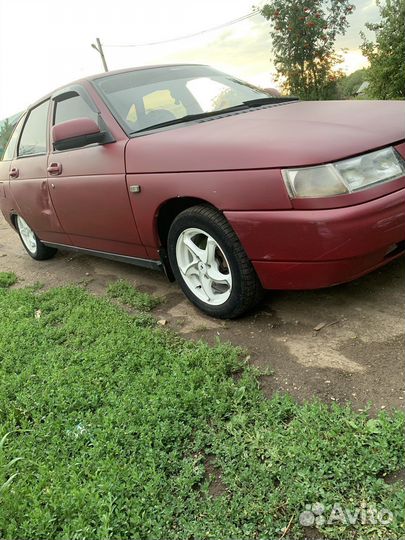 ВАЗ 2112 1.5 МТ, 2002, битый, 208 000 км