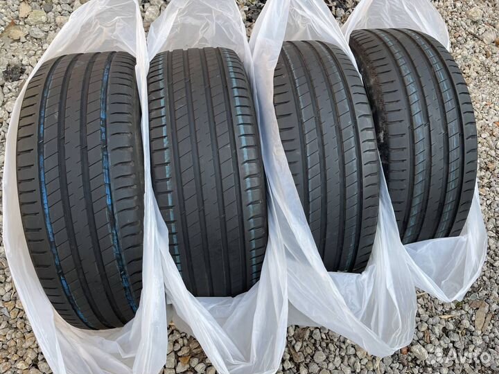 Michelin Latitude Sport 3 255/45 R20