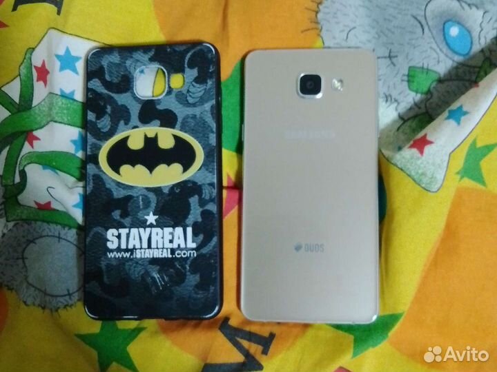 Телефон Samsung