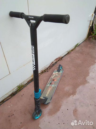 Трюковой самокат