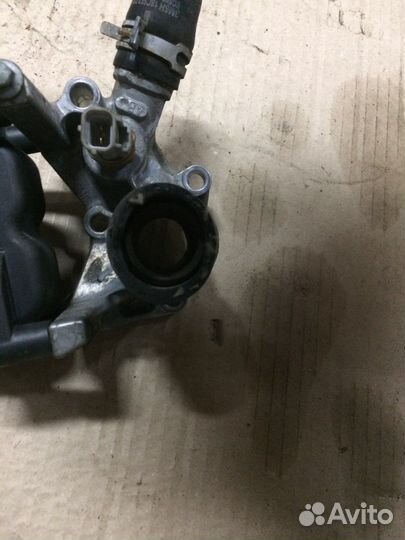 Фланец системы охлаждения Ford Focus 2 1.6 бензин