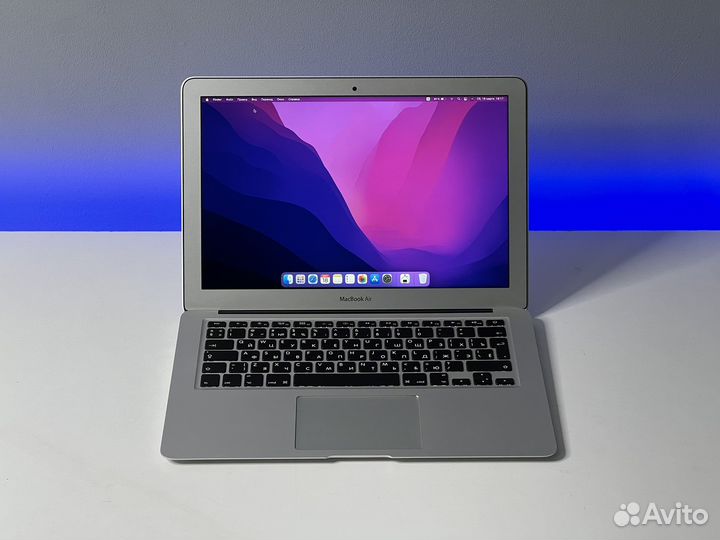 MacBook Air 13 2017 Core i5 8g озу SSD256g