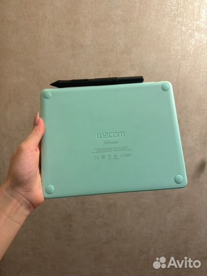Графический планшет Wacom intuos S Bluetooth