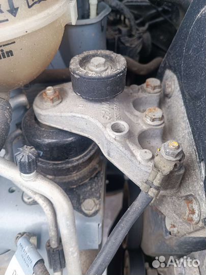 Опора, подушка двигателя CGG 1.4 VAG. Skoda. Seat