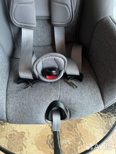 Автокресло (9-25 кг) Britax Roemer Trifix2 i-Size