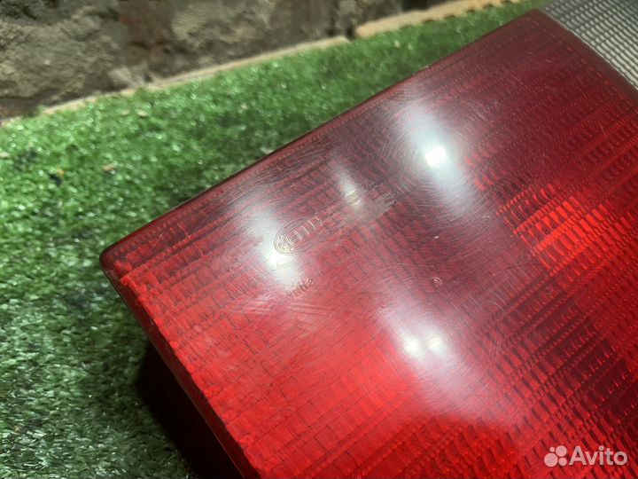 Фонари крышки багажника Audi 100 C4