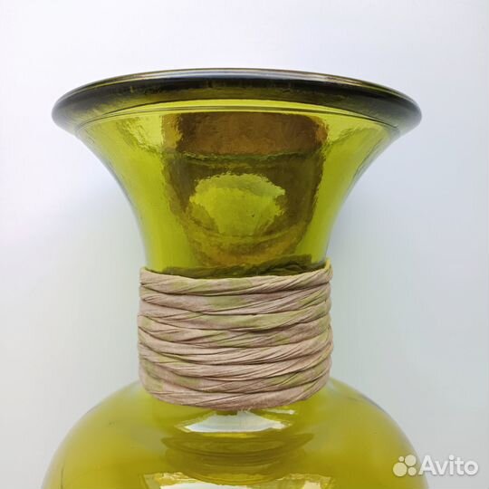 Ваза желто-зеленая стеклянная / Испания / новая