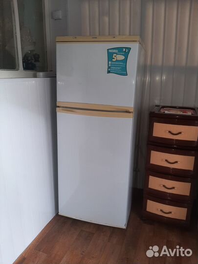 Холодильник бу