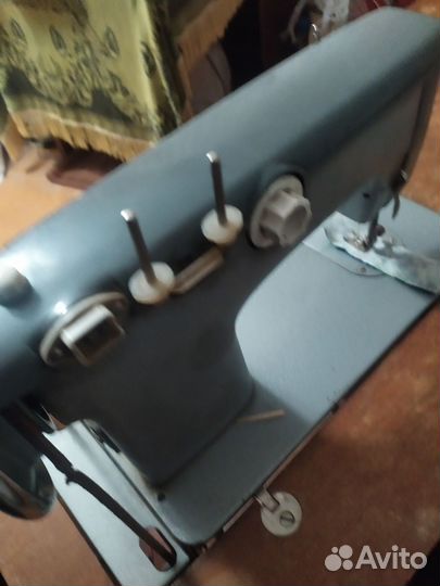 Швейная машина чайка 2