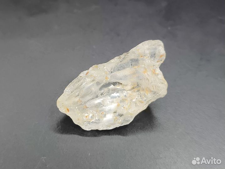 Топаз. Кристалл природный