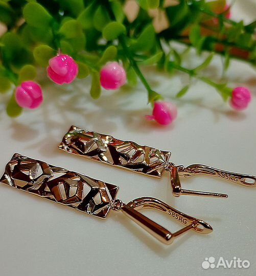 Золотые серьги 585
