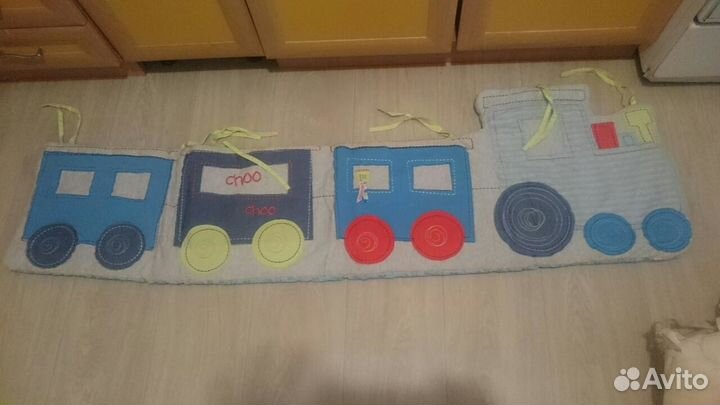 Уголок-бампер в кроватку Mothercare