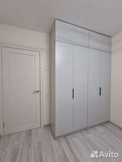 Шкаф для вещей в спальню на заказ