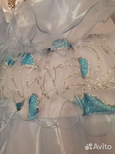Платье праздничное