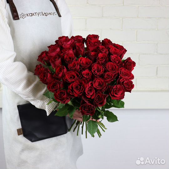 Букет роз - красные розы, доставим сразу на дом