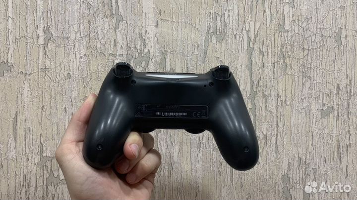 Геймпад Dualshock 4v2