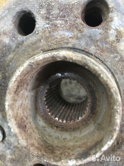 Кулак поворотный передний левый Opel Astra