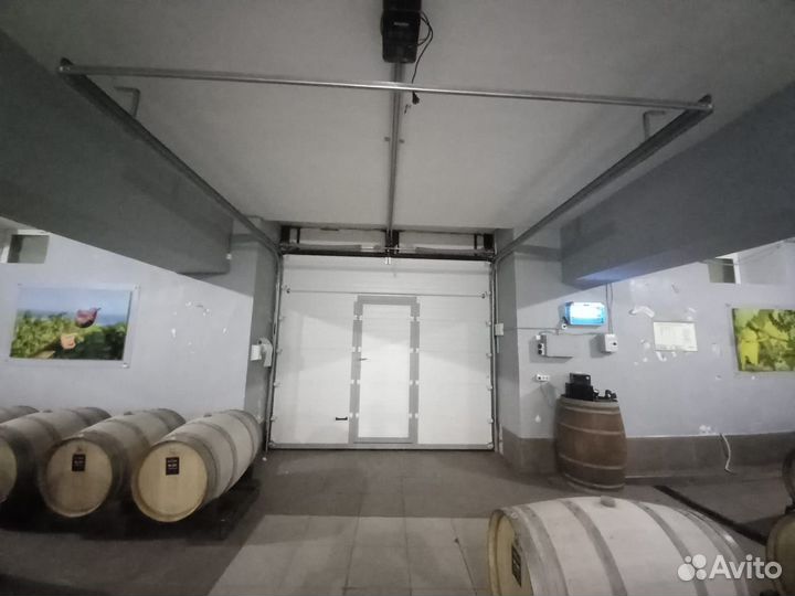 Гаражные секционные ворота бесплатный замер