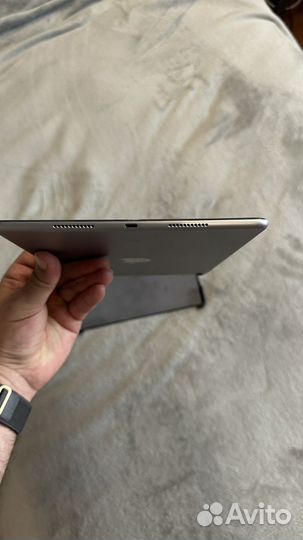iPad pro 10 5 2017 256gb +sim + stylus